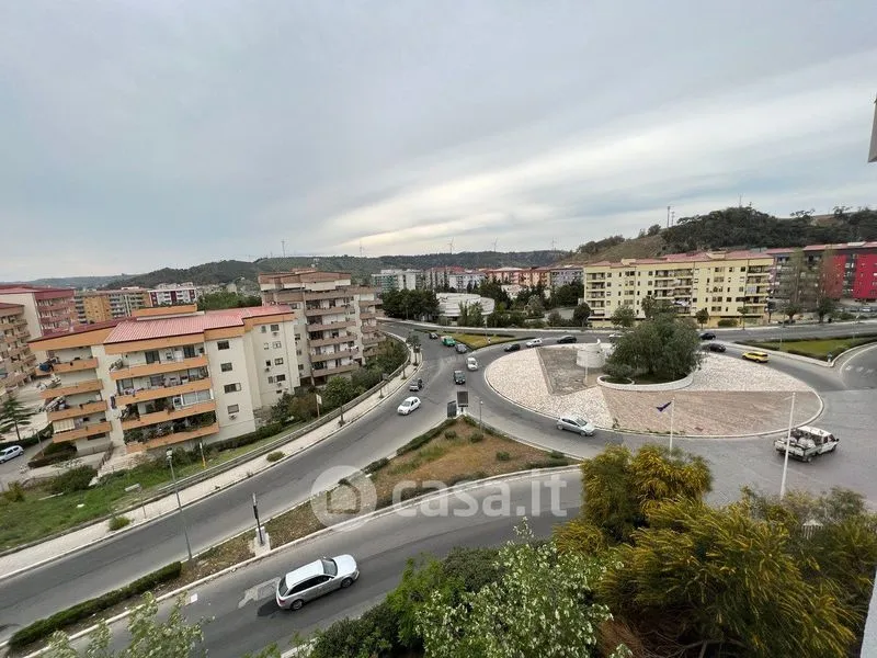 Rõdu - Apartment with Balcony and Terrace in Crotone