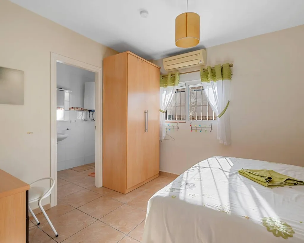 Magamistoad - Seven-Bedroom Villa with Pool in Ciudad Quesada
