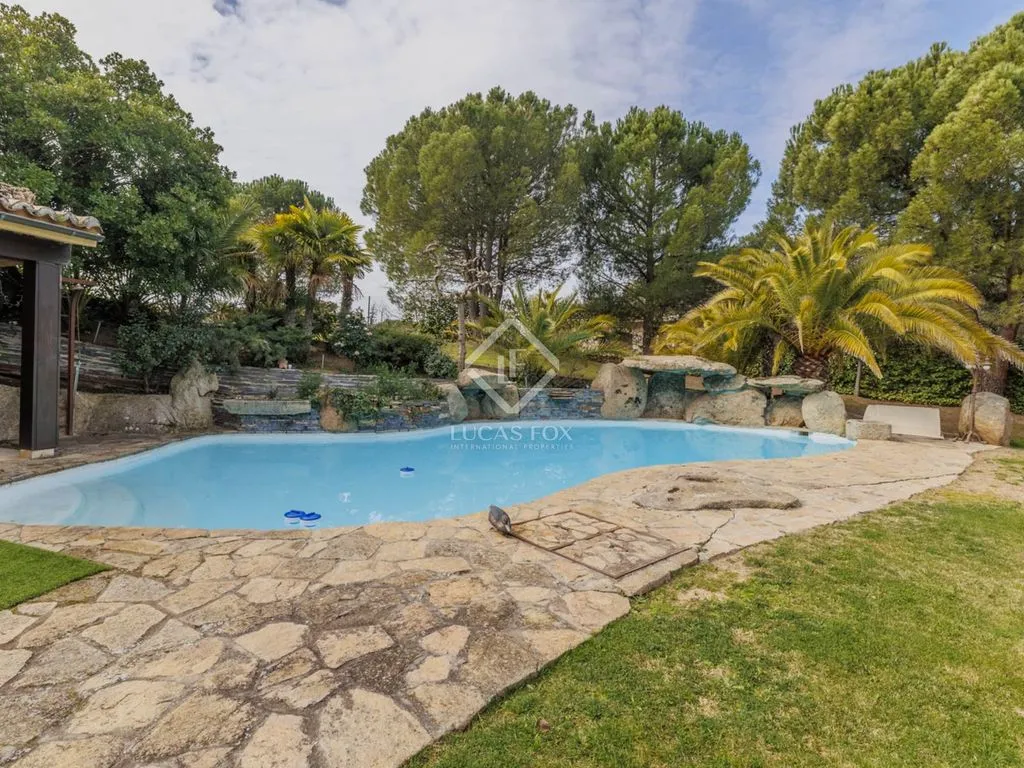 Bassein - Luxury Villa with Pool in Boadilla del Monte