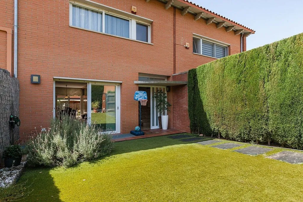 Giardino - Terraced House with Pool in Viladecavalls