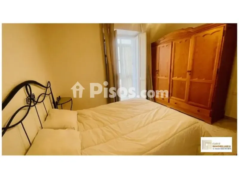 Chambres - 3-Bed Apartment with East View in Cádiz