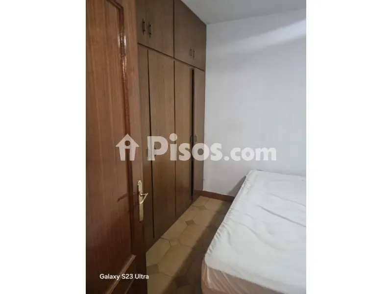 Chambres - Apartment with Balcony in Renfe Area