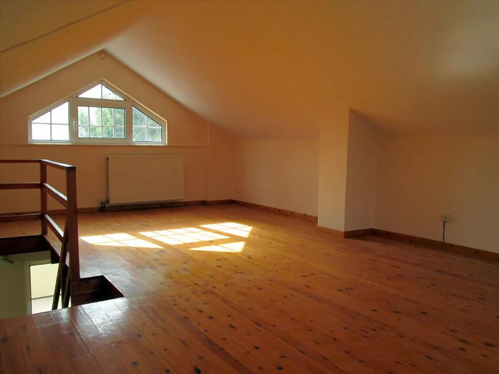 Pièces - Detached House with Panoramic Views in Attica
