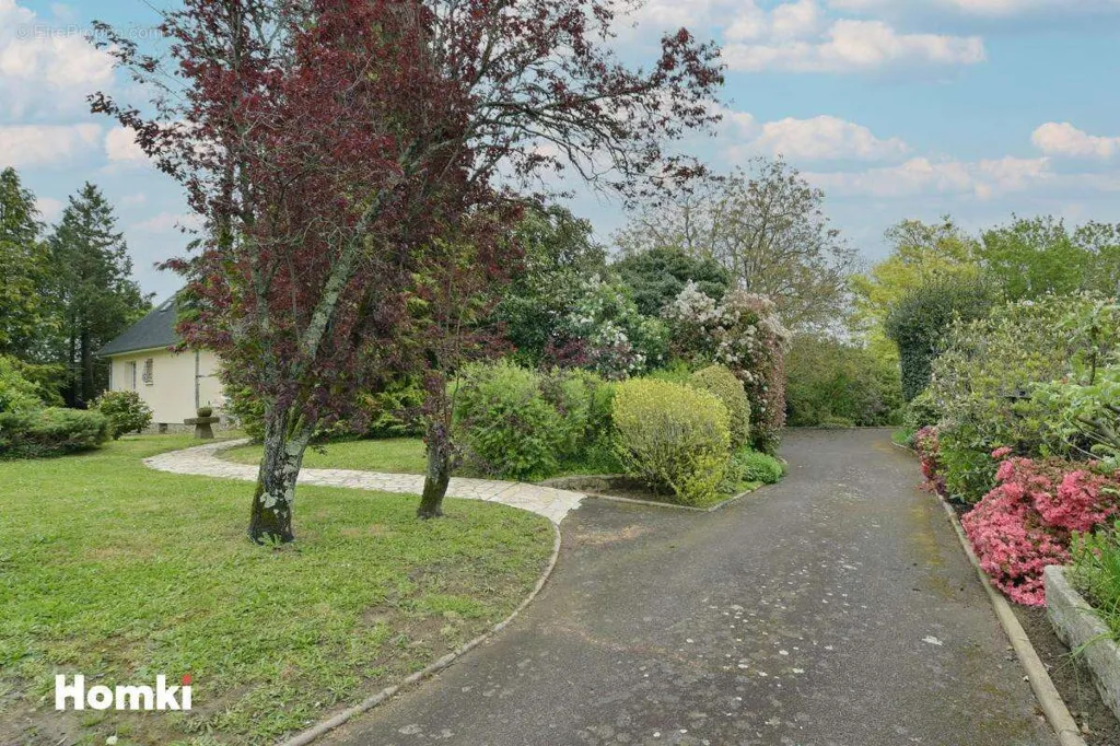 Välivaade - Villa with Garden in Mayenne Centre