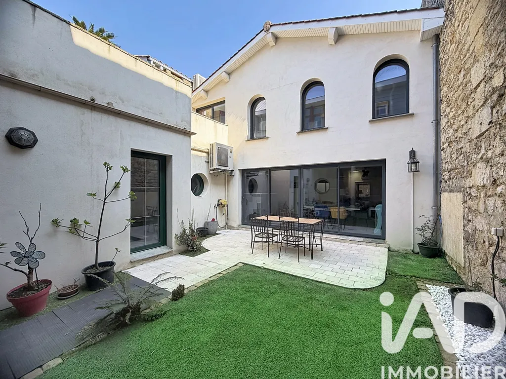 Jardin - Maison Mitoyenne avec Cour Privée aux Chartrons