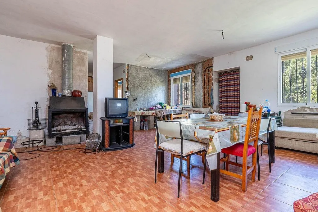 Salle à manger - Rustic Chalet with Terrace in Moraleda de Zafayona