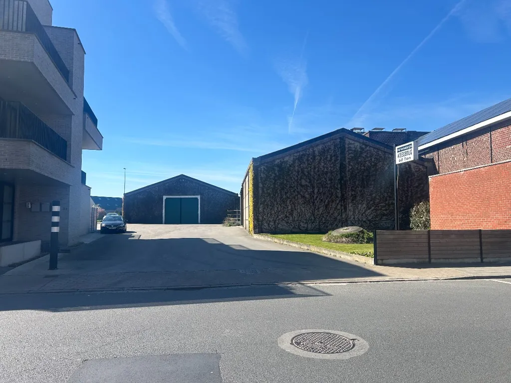 Esterno - Warehouse for Rent in Passendale