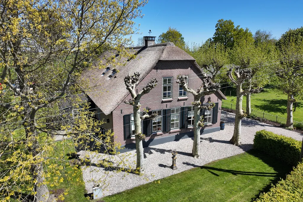 Õhuvaade - Nostalgic Farmhouse with Polder Views in Vlist