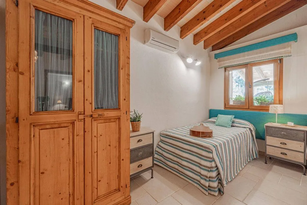Bedrooms - Luxury Farmhouse with Pool in Calvià