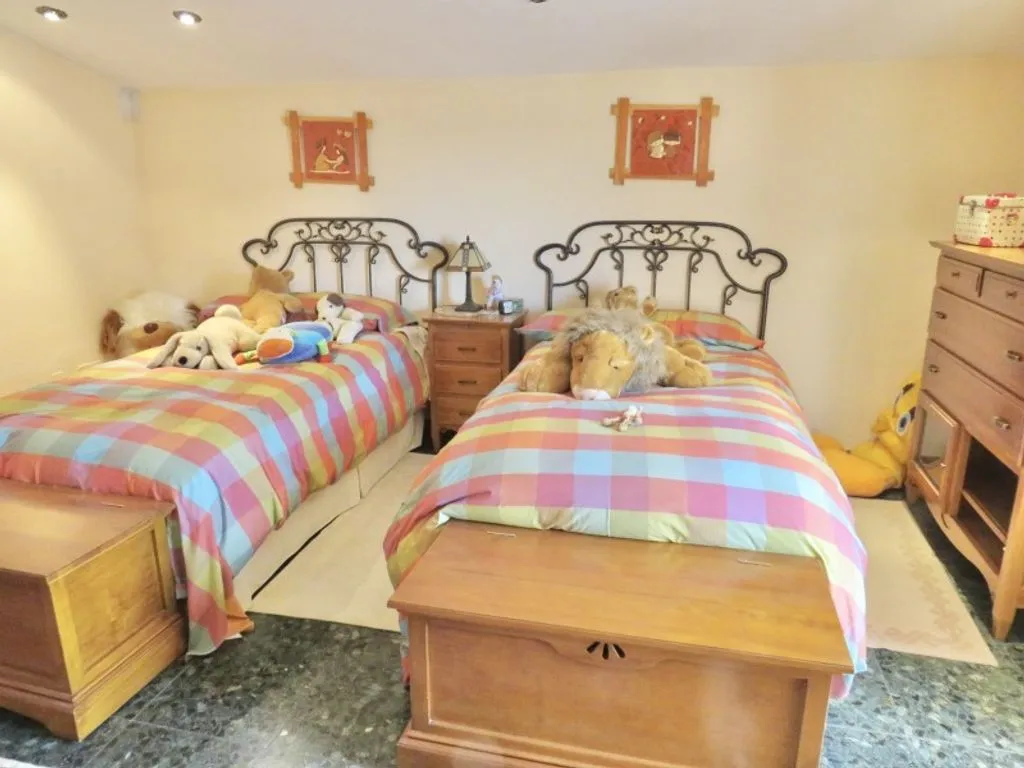 Chambres - Luxury House with South-Facing Views in Algete