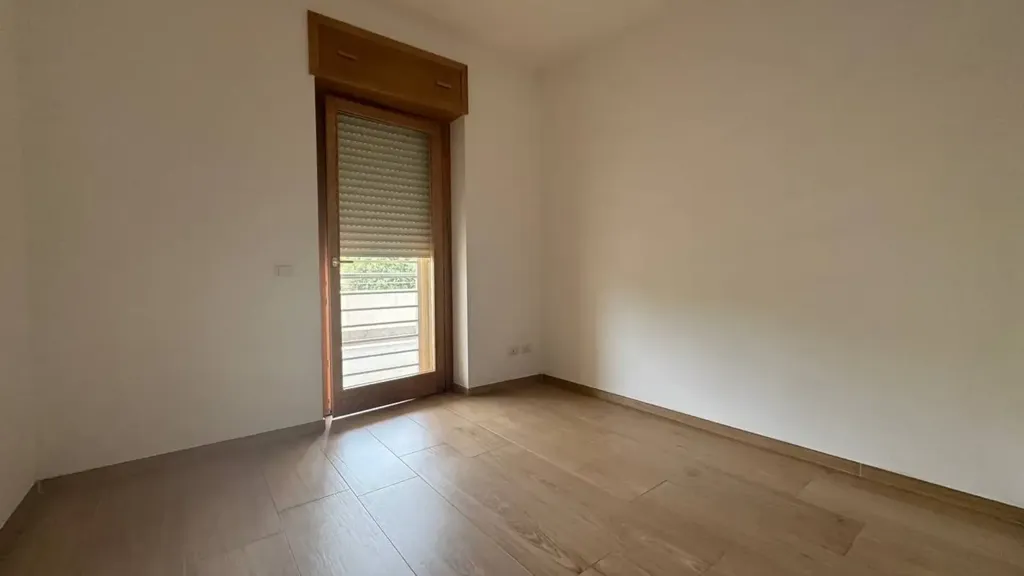 Toad - Modern Trilocale with Terrazzo in Rome