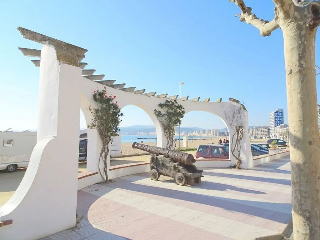 Modernised Apartment with Sea View in Palamos