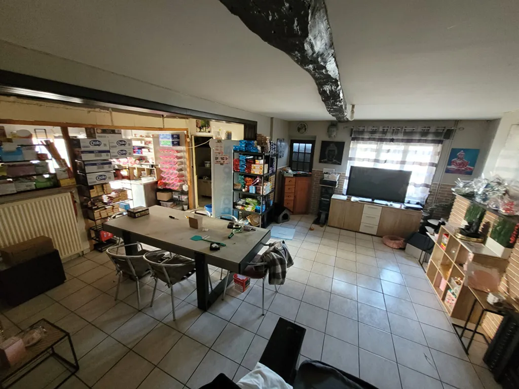 Söögituba - Renovated Town House with Courtyard in Denain