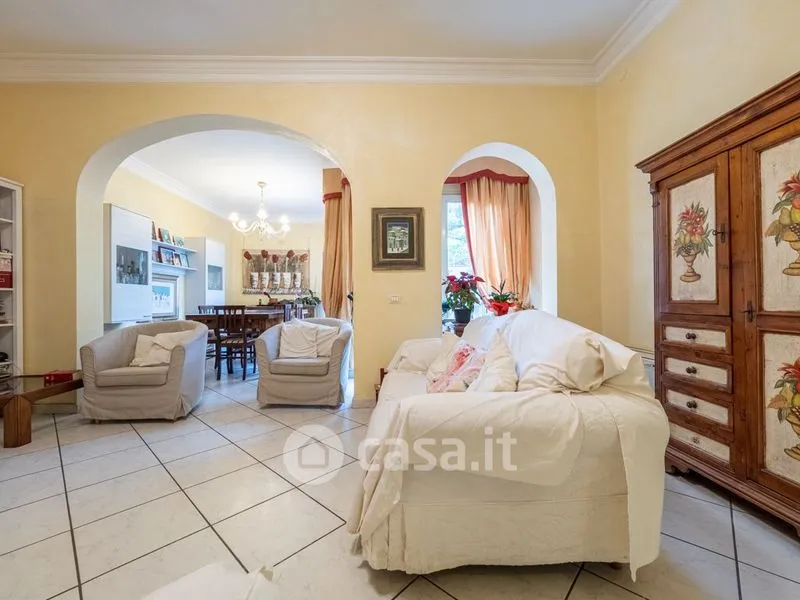 Elutuba - Elegant Villa with Private Garden in Selargius
