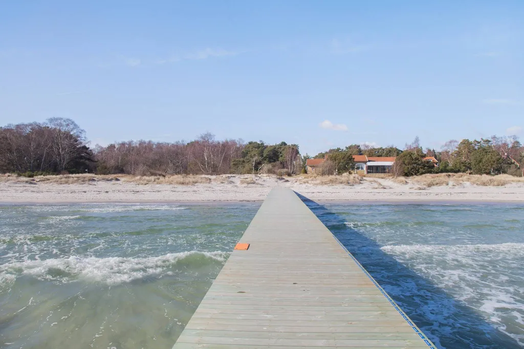 Villa with Pool and Sea View in Beddingestrand