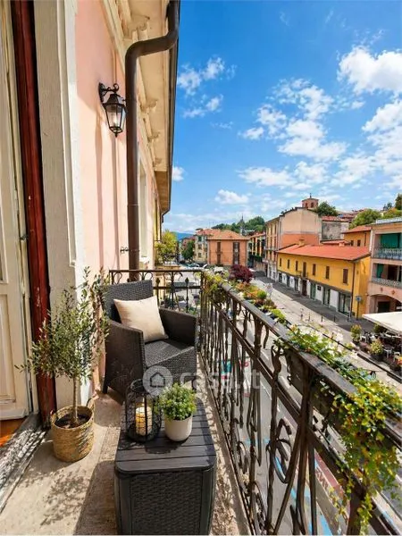 Rõdu - Duplex with Lake View in Laveno-Mombello
