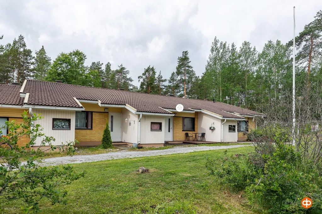 Välivaade - Renovated Triangular House with Sauna in Salo
