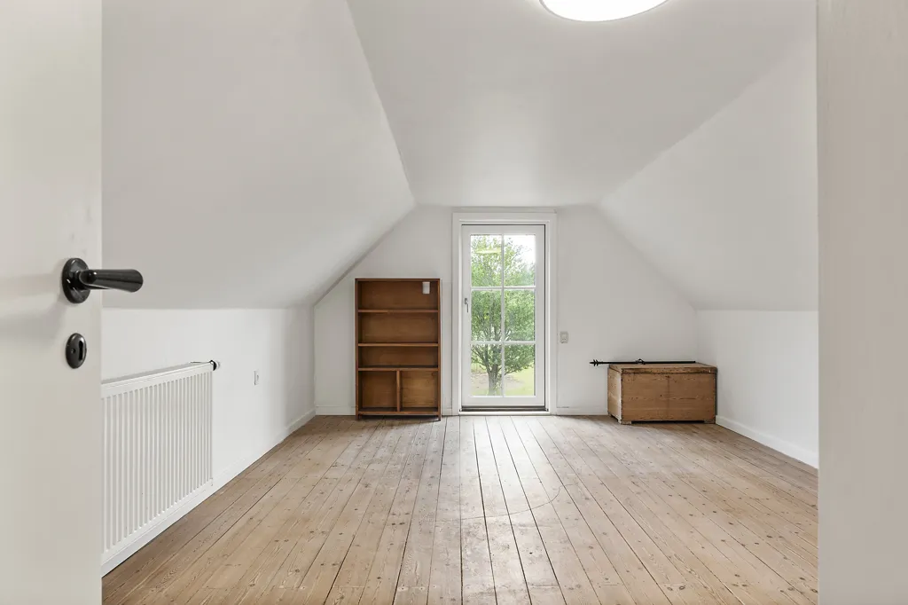 Pièces - Renovated Villa with Garden in Auderød