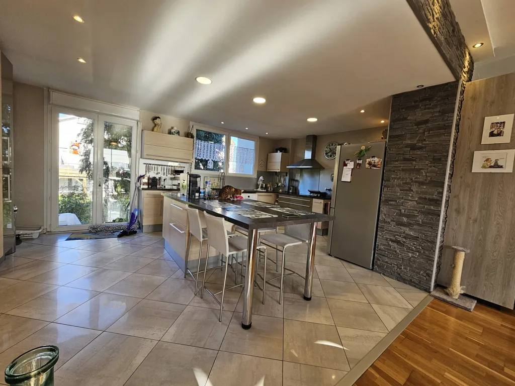 Köök - Apartment with Panoramic View in Épinal