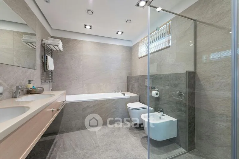 Bagni - Exclusive Triplex with Terraces in Schio
