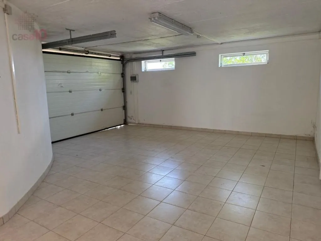 Garage - Luxury Villa with Pool in Estoi, Faro
