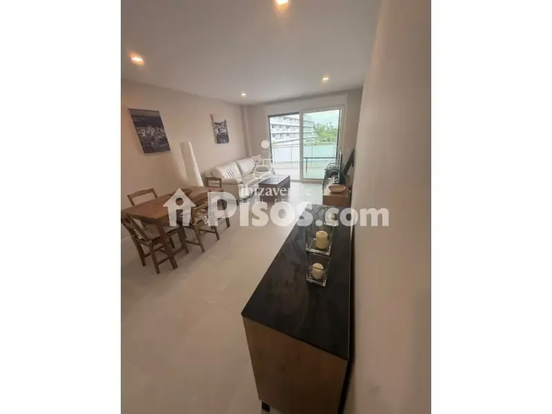 Elutuba - Luxury Apartment with Pool in Playa Den Bossa