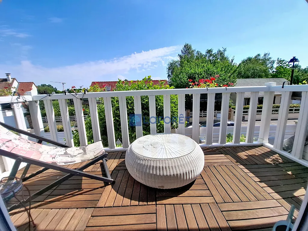 Rõdu - Secluded House with Garden in Serris