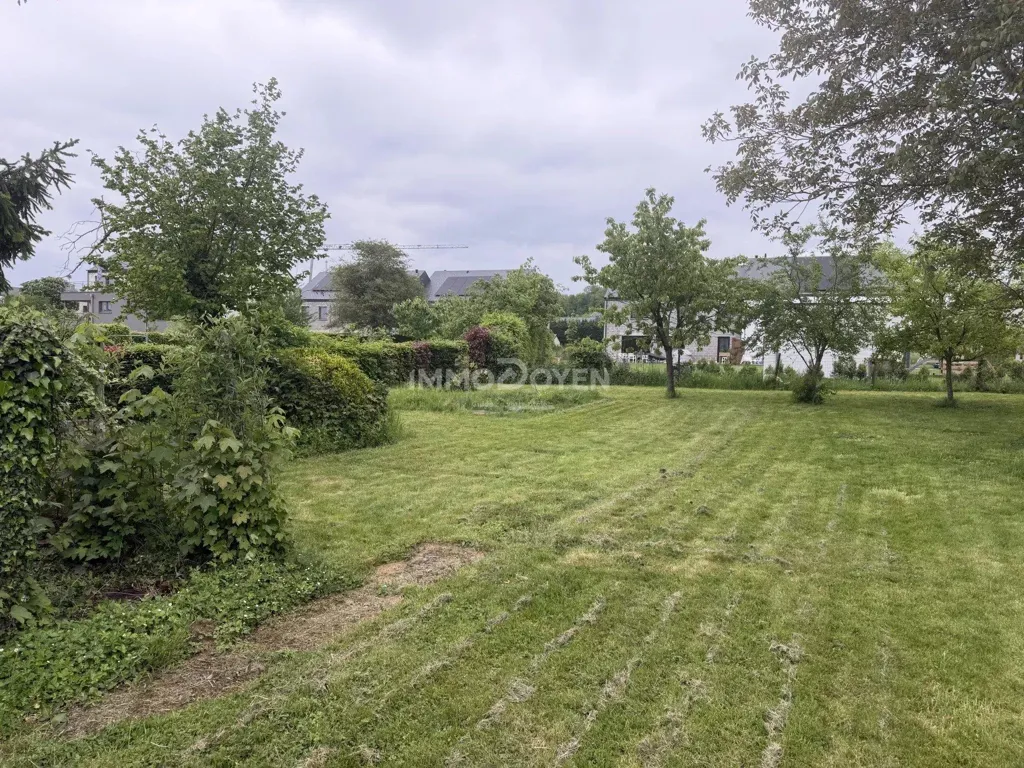 Jardin - Maison avec Jardin et Cheminée à Halanzy