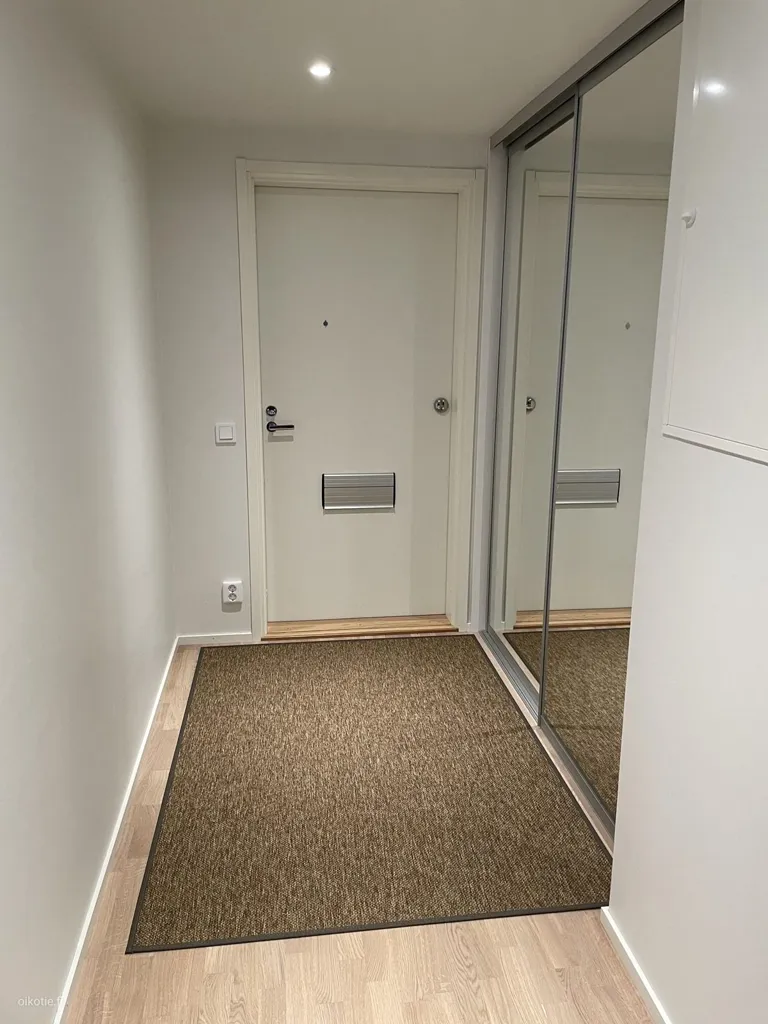 Entrée - Modern Flat with Glazed Balcony in Tampere