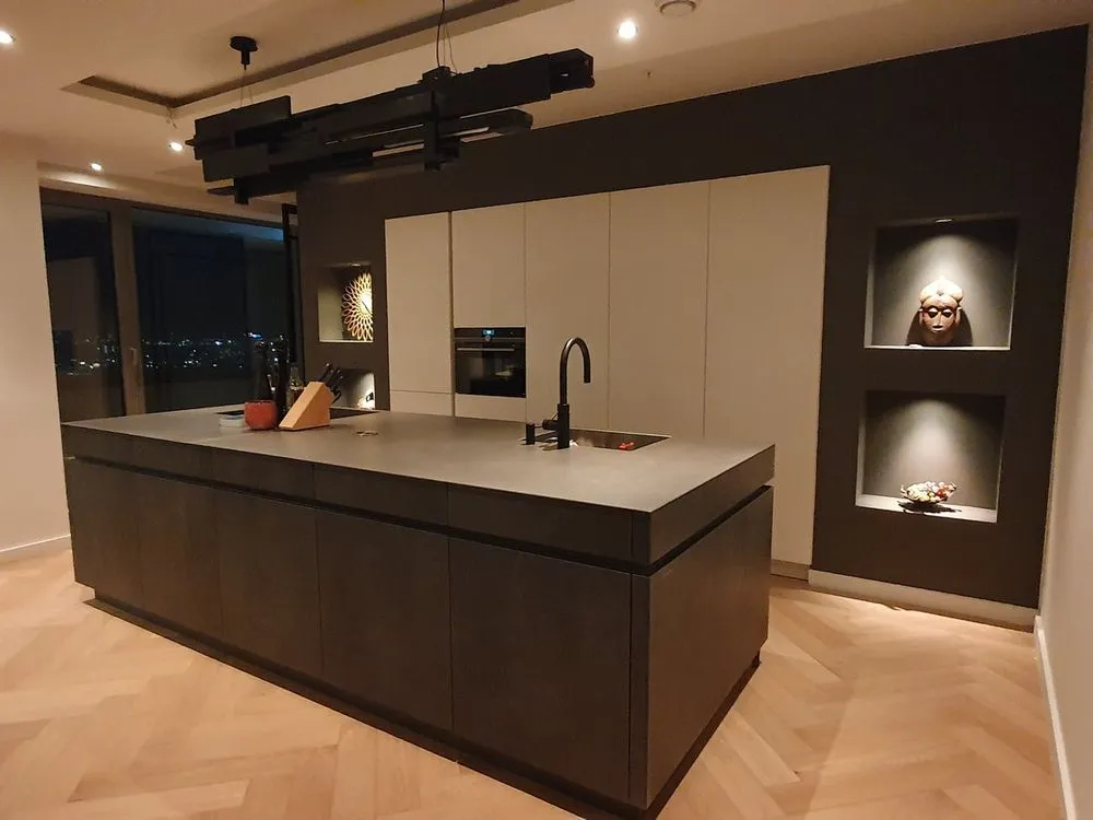 Cucina - Luxury Apartment in The CoolTower, Rotterdam