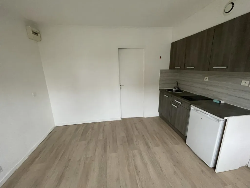 Köök - Bright Studio with Kitchen in Longuenesse