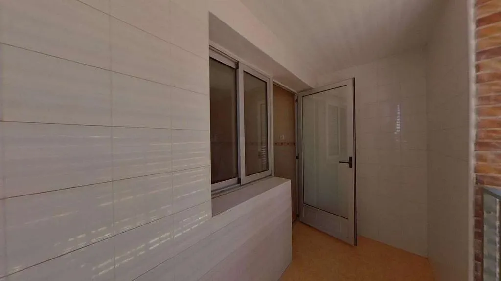 hallway_entrance
