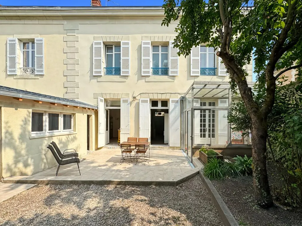 Terrace - Character House with Garden in Périgueux