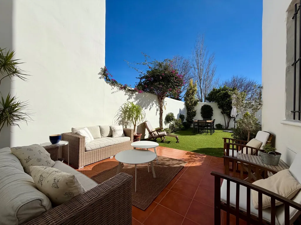 Aed - Traditional Semi-detached with Garden in La Xara