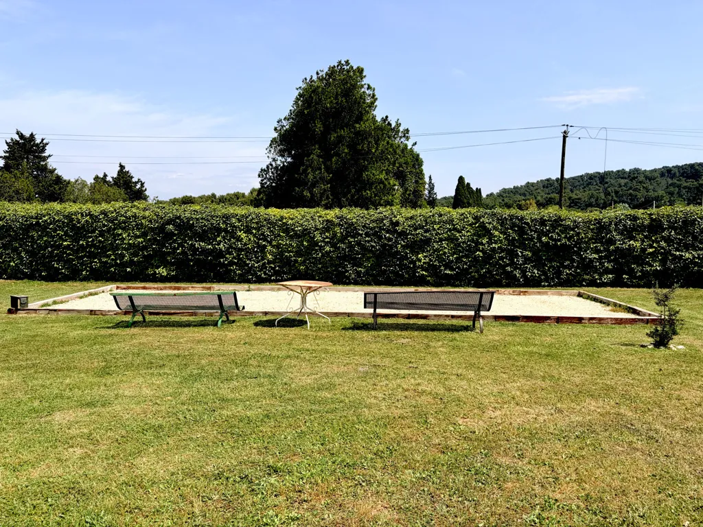 Jardin - Propriété Familiale avec Piscine à Plan-d'Orgon