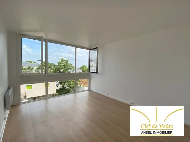 Stanze - Studio with Parking near Centre, Rueil-Malmaison