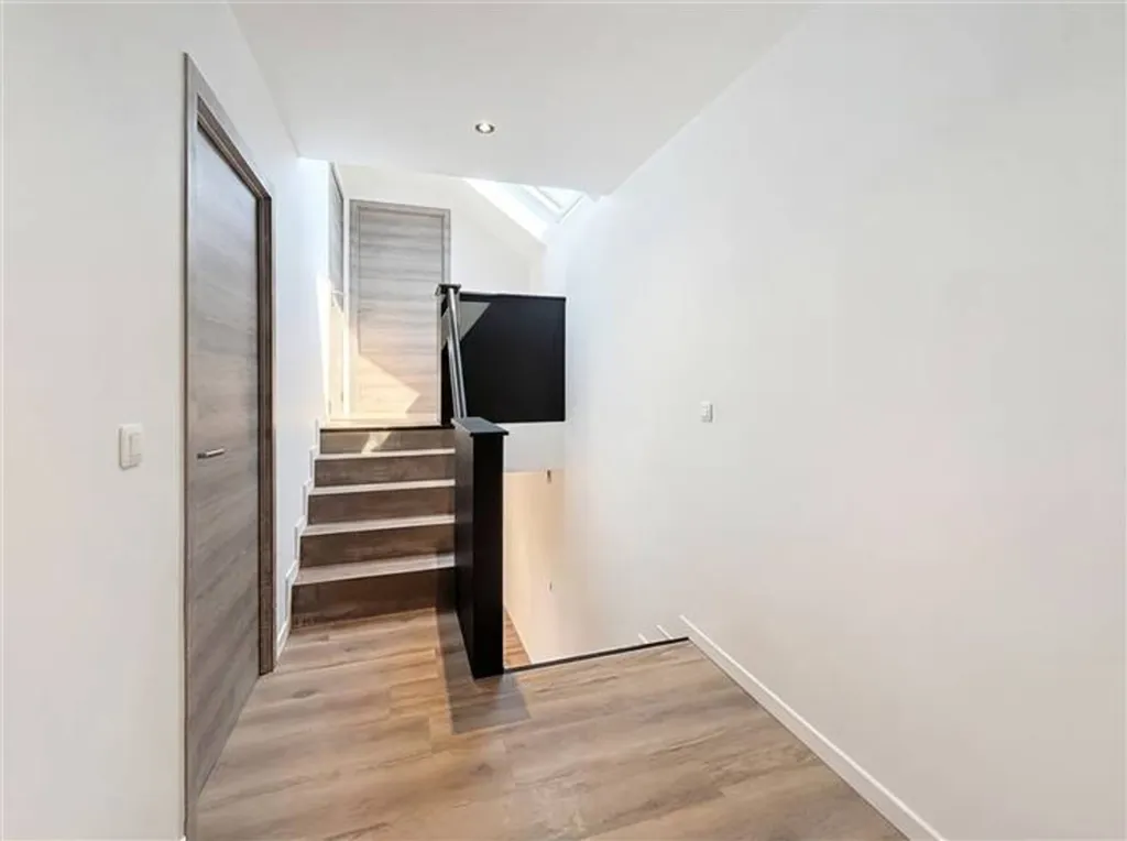 Esik - Flat with Terrace in Rendeux