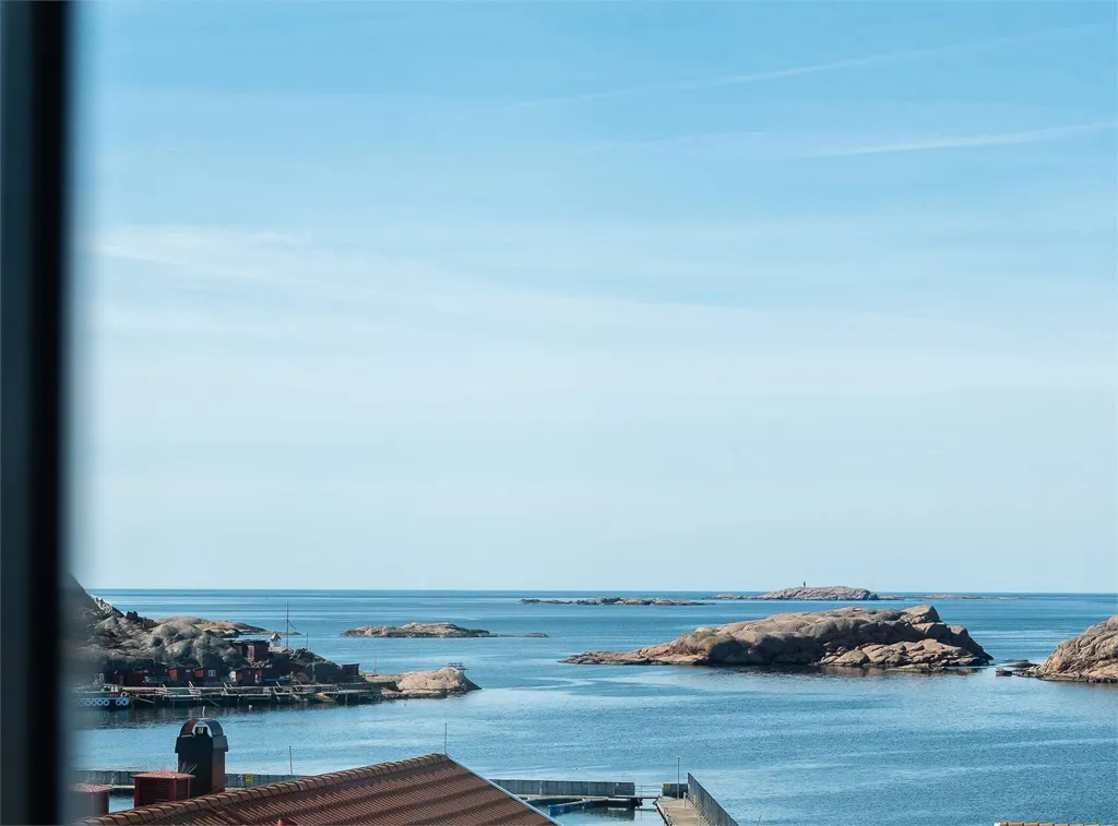 Toad - Architectural Villa with Sea View in Lysekil