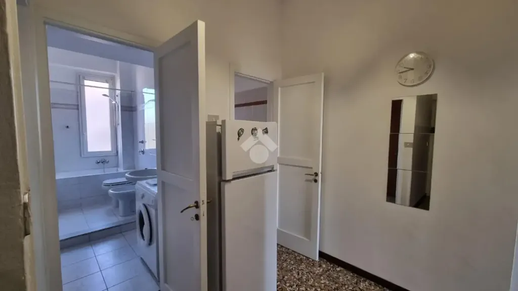 hallway_entrance