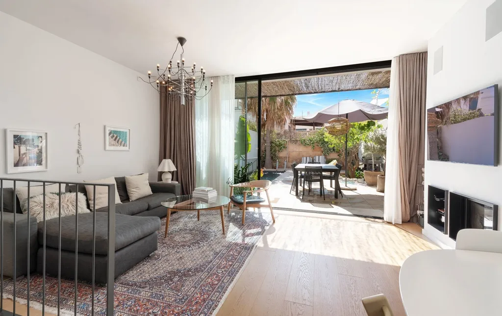 Living Room - Luxury Townhouse with Pool in El Molinar