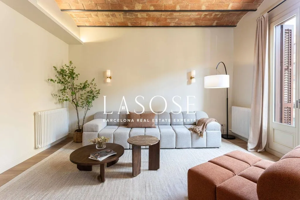 Elutuba - Luxury Apartment in Eixample Dret, Barcelona