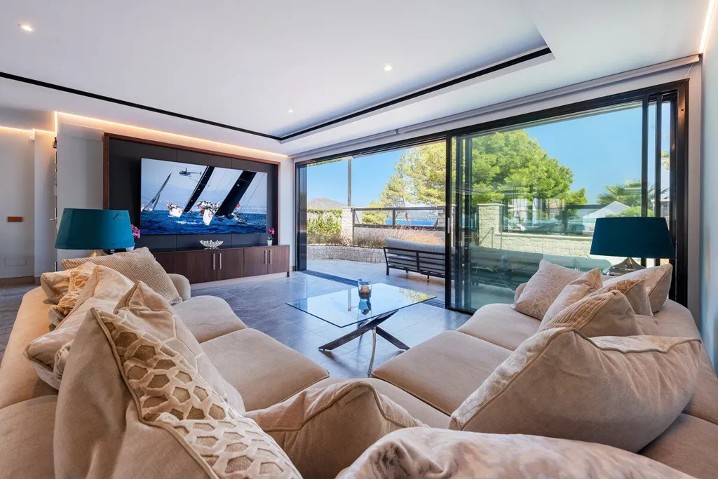 Séjour - Beachfront Villa with Pool in Puerto Pollensa