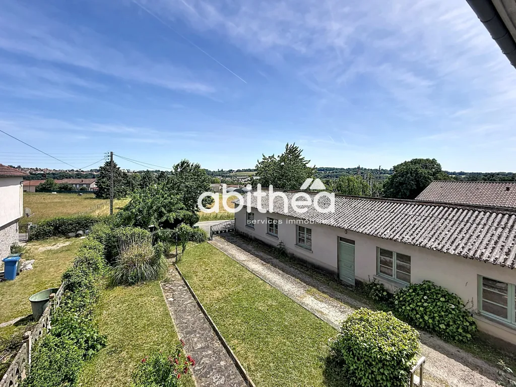 Aed - House and Workshop with Garden in Limoges