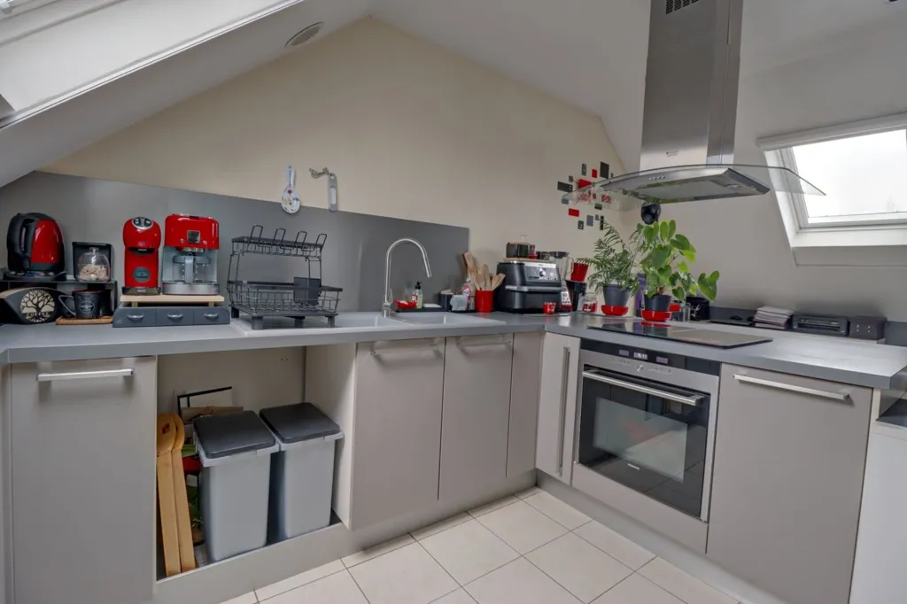 Cuisine - Appartement Duplex au Calme à Bagneux