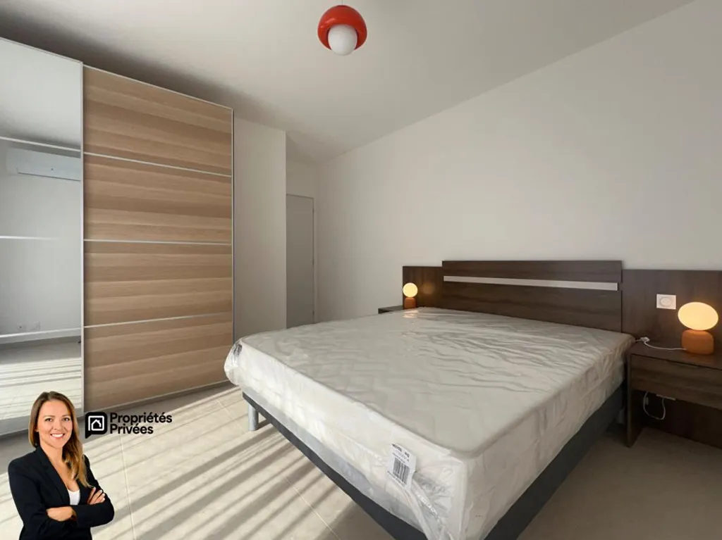 Chambres - Maison Meublée avec Piscine à Montauroux