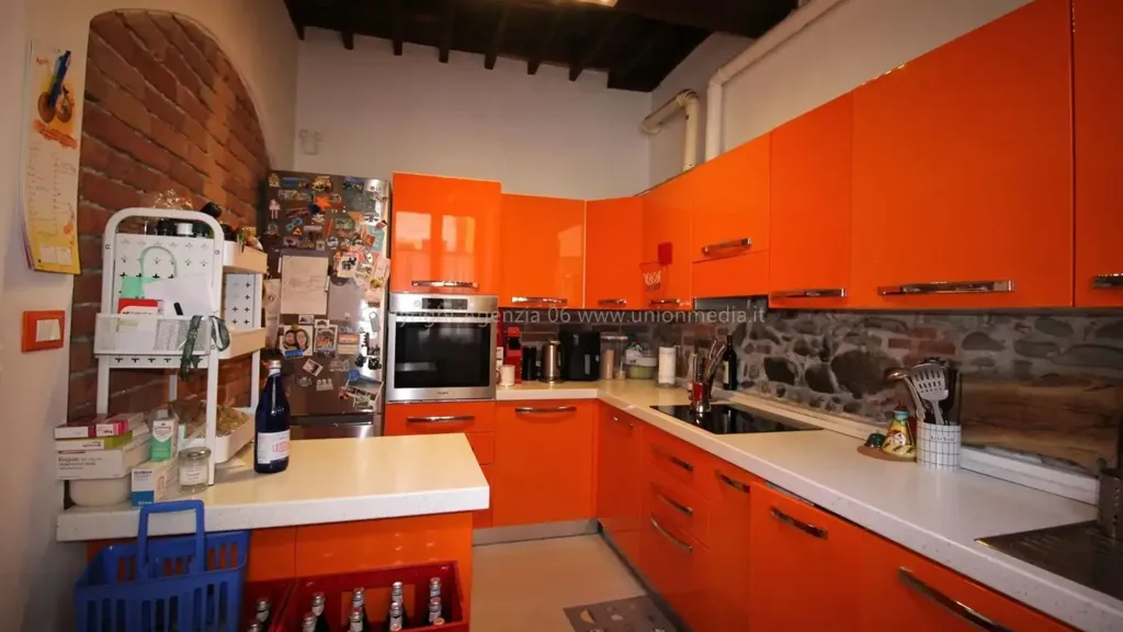 Cuisine - Restored Apartment with Original Features in Sarzana