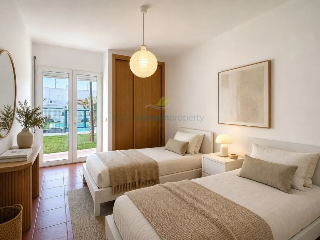 Luxury Semidetached House with Pool in Albufeira