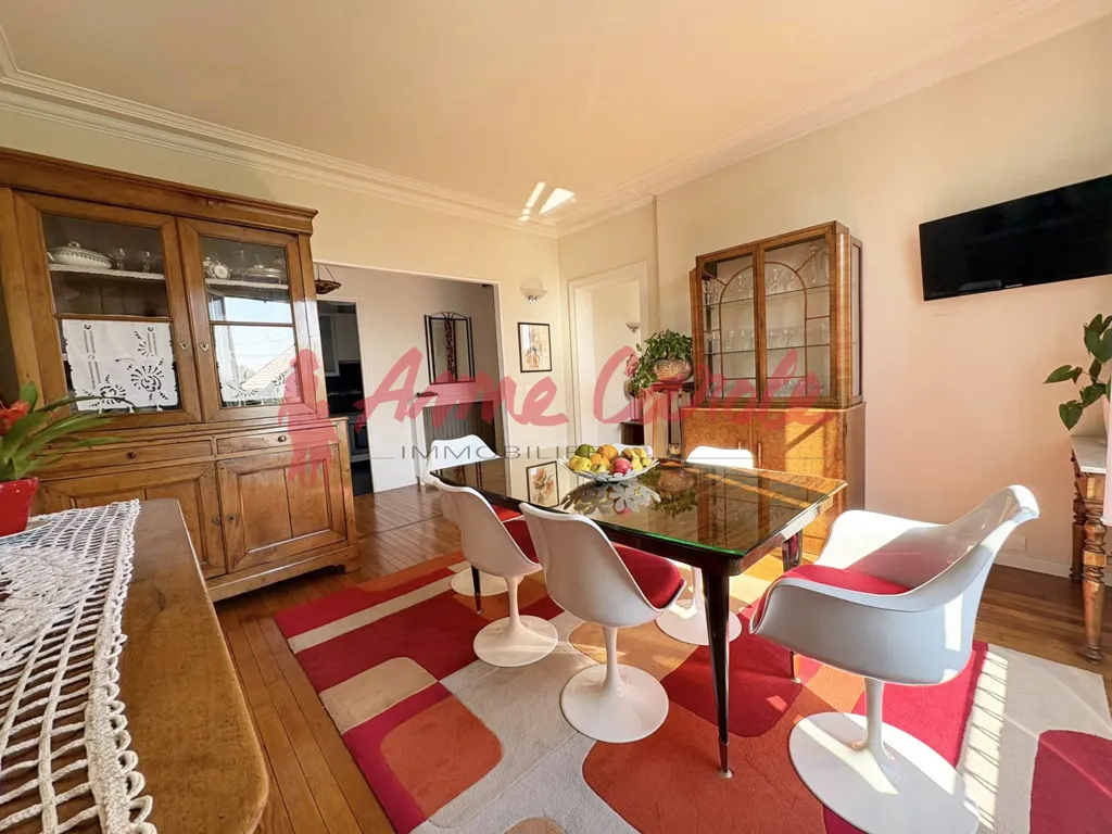 Söögituba - Charming Flat with Balcony in Historic Building