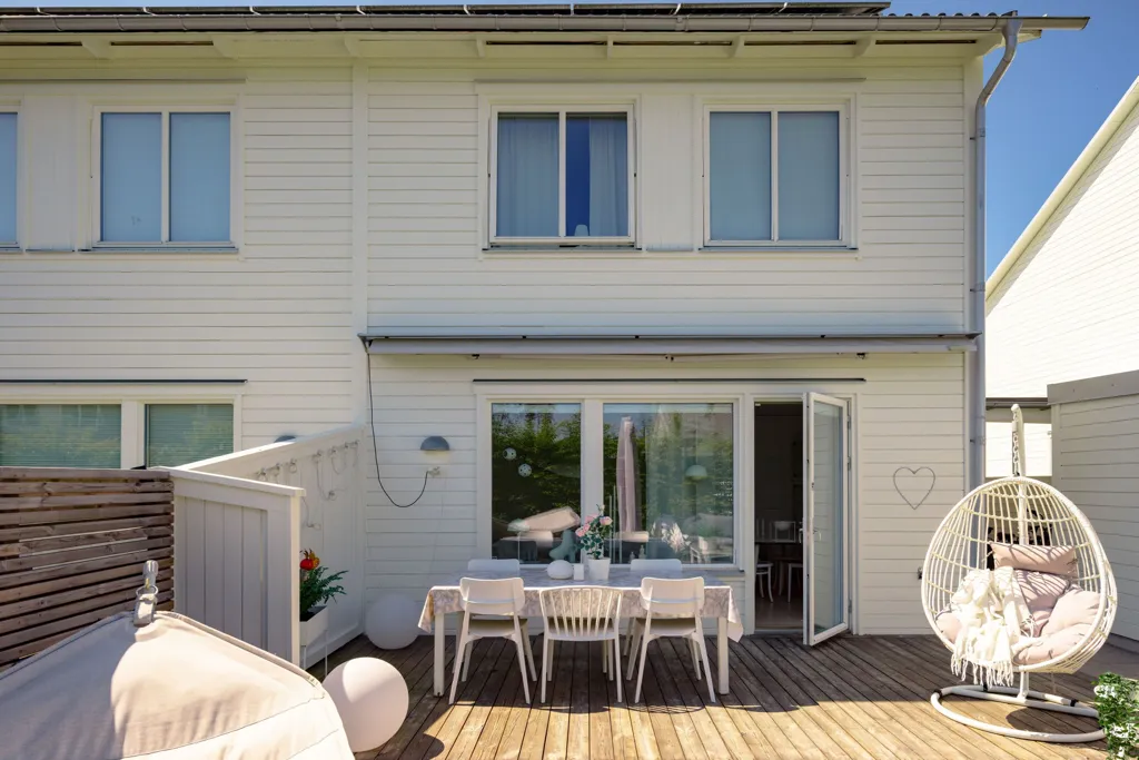 Terrasse - Apartment with Solar Panels in Vikaholm