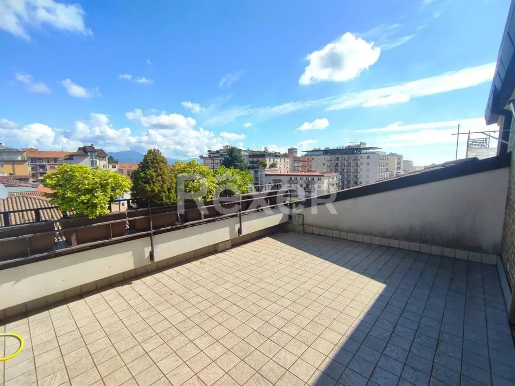 Terrasse - Luxury Penthouse with Terraces in Bergamo